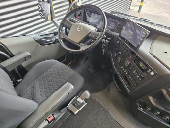 Volvo FH 540 8x4 / PALFINGER 165 TEC 7 + PJ300  / WINCH